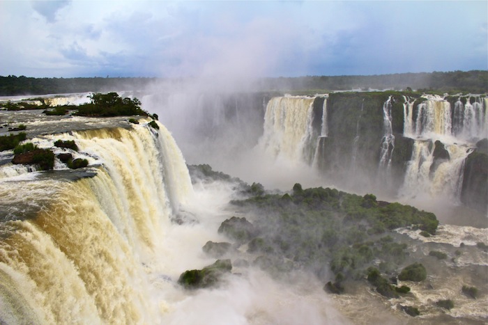 Getting to Iguazu Falls Brazil Devil's Throat aroundtheworldwithjustin.com