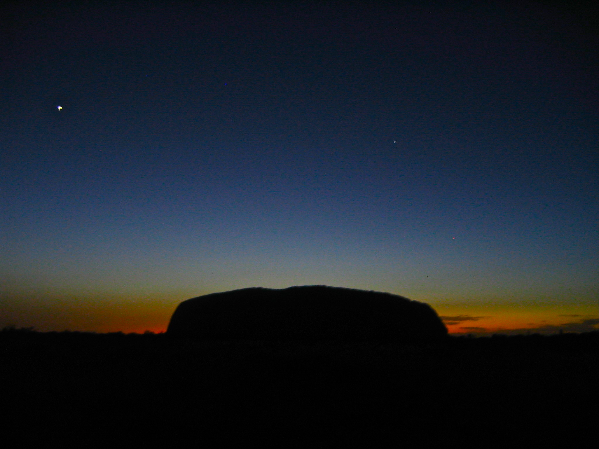 The Australian Outback Australia Ayers Rock Uluru sunrise aroundtheworldwithjustin.com