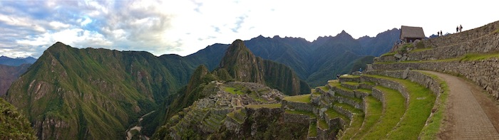 Getting to Machu Picchu Peru aroundtheworldwithjustin.com