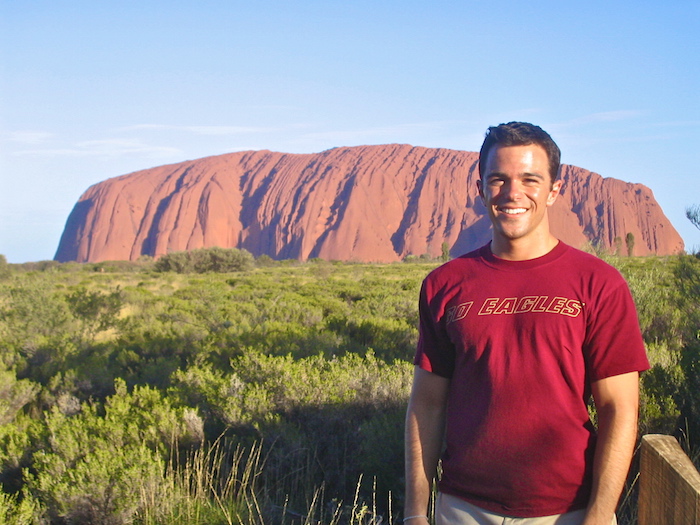 Solo Traveler Australian Outback Ayers Rock Uluru Down Under Solo Travel Writer Justin Walter atwjustin.com